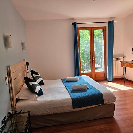 Hotel Le Mont Barral Creyers ภายนอก รูปภาพ