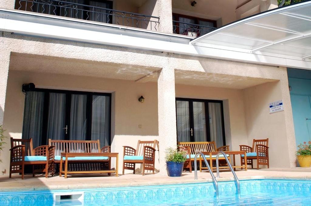 Hotel Le Mont Barral Creyers ภายนอก รูปภาพ
