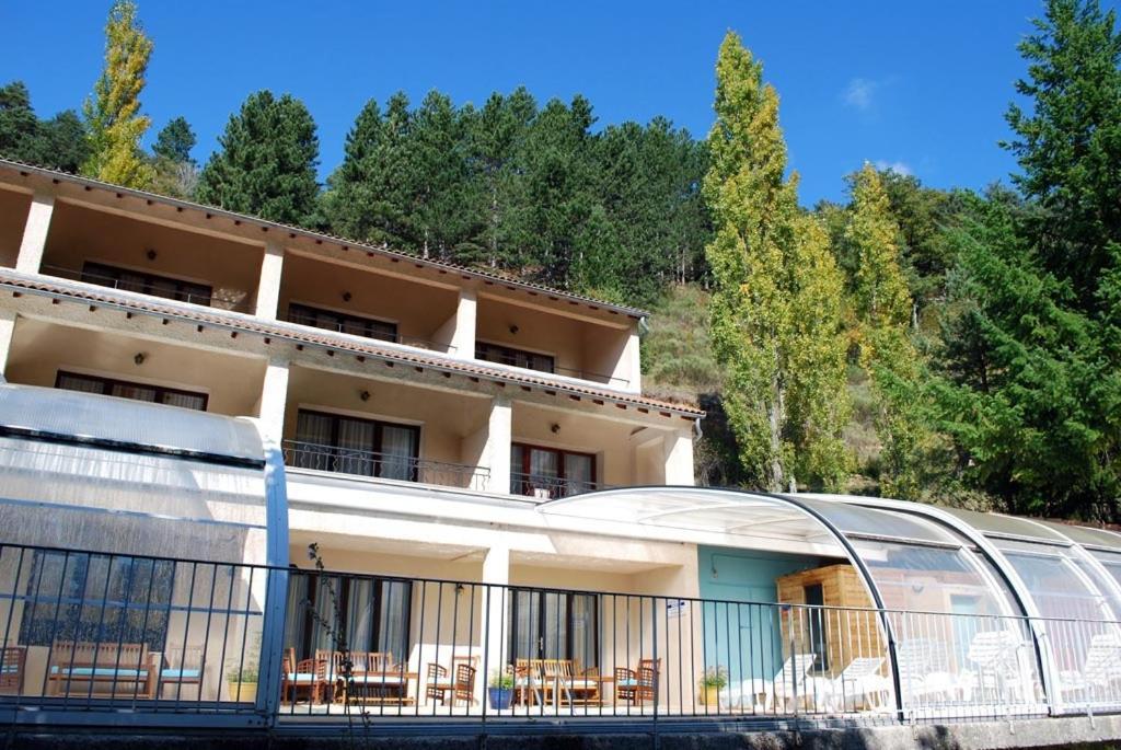 Hotel Le Mont Barral Creyers ภายนอก รูปภาพ