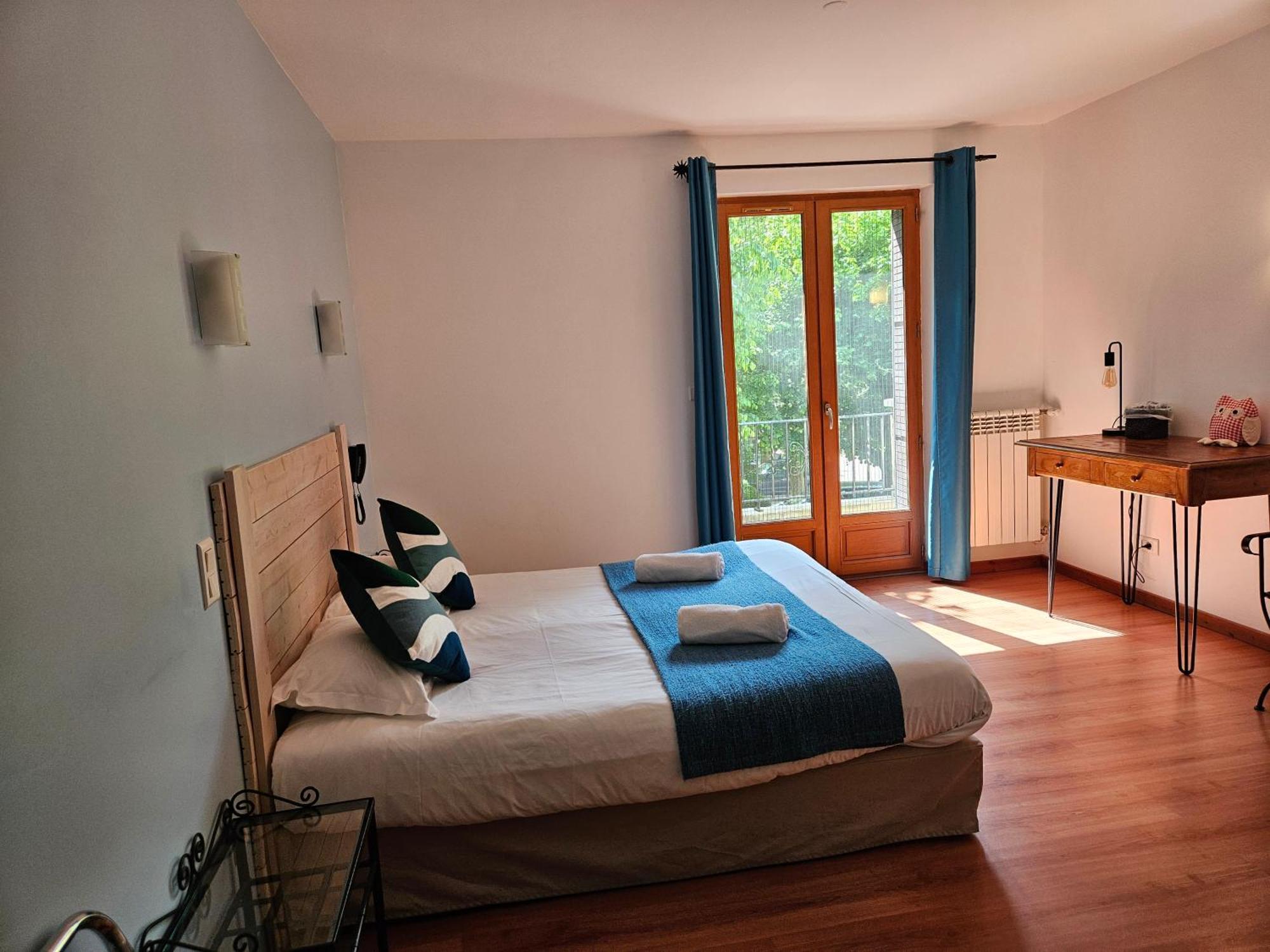 Hotel Le Mont Barral Creyers ภายนอก รูปภาพ