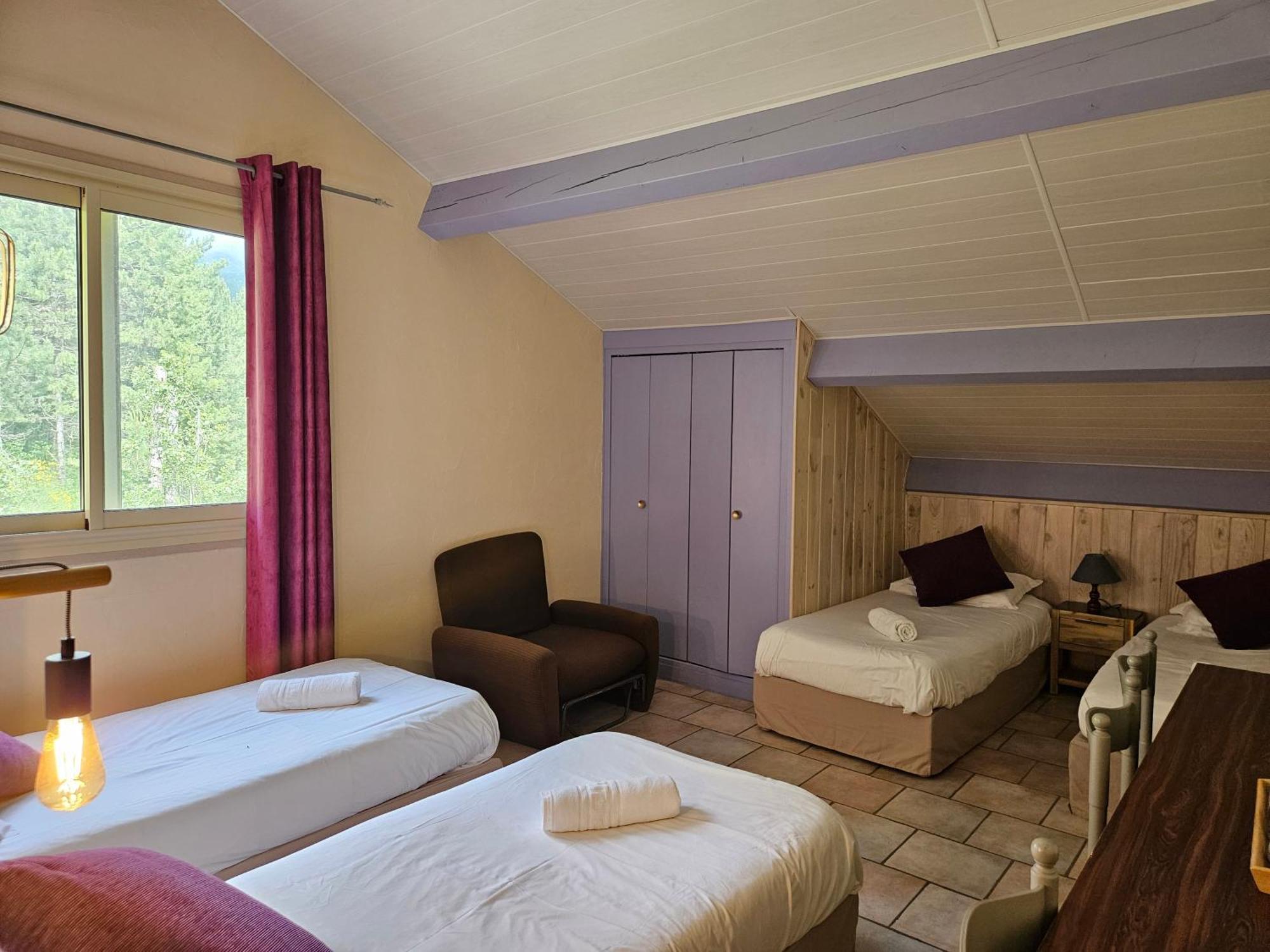 Hotel Le Mont Barral Creyers ภายนอก รูปภาพ