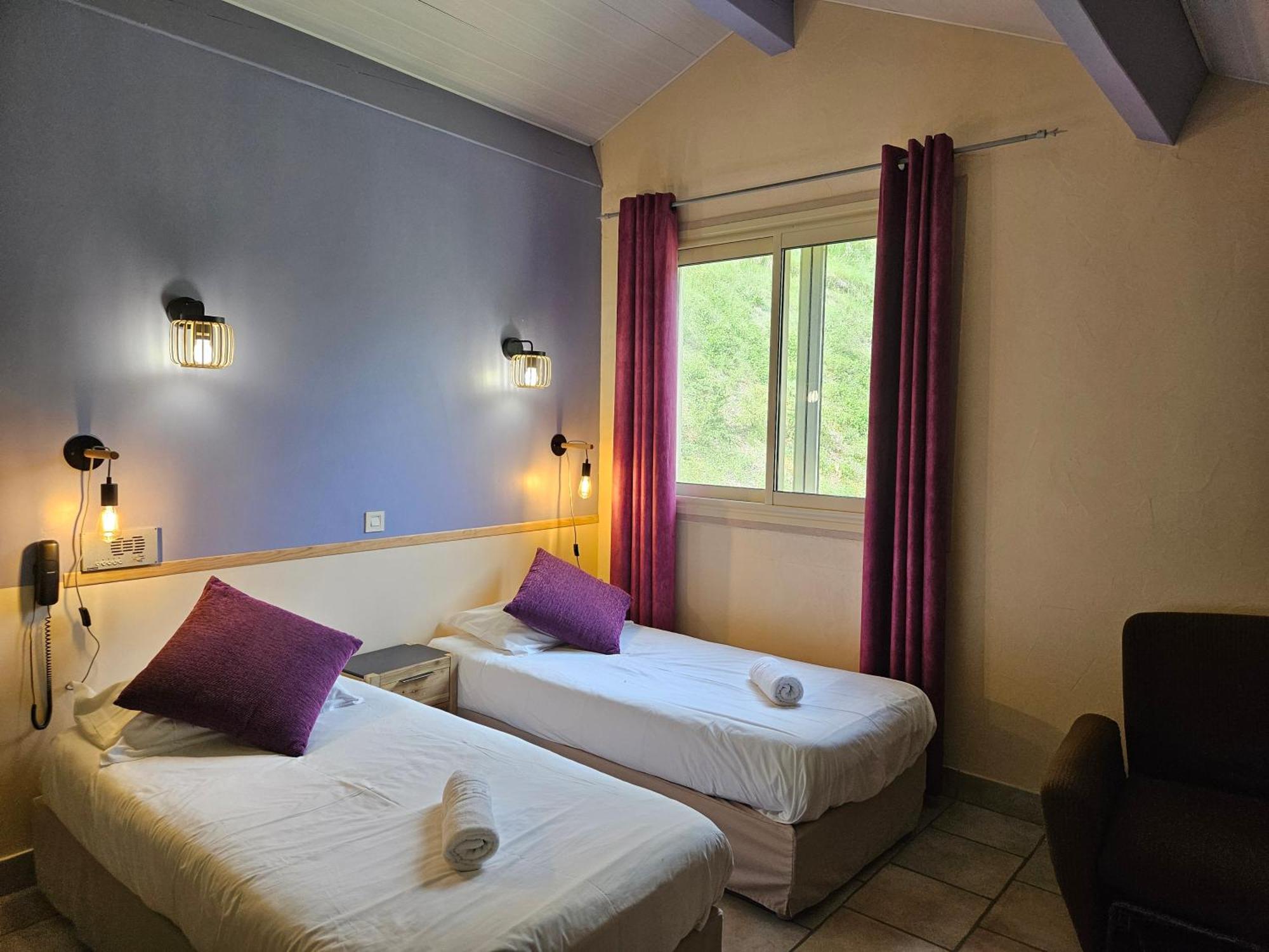 Hotel Le Mont Barral Creyers ภายนอก รูปภาพ