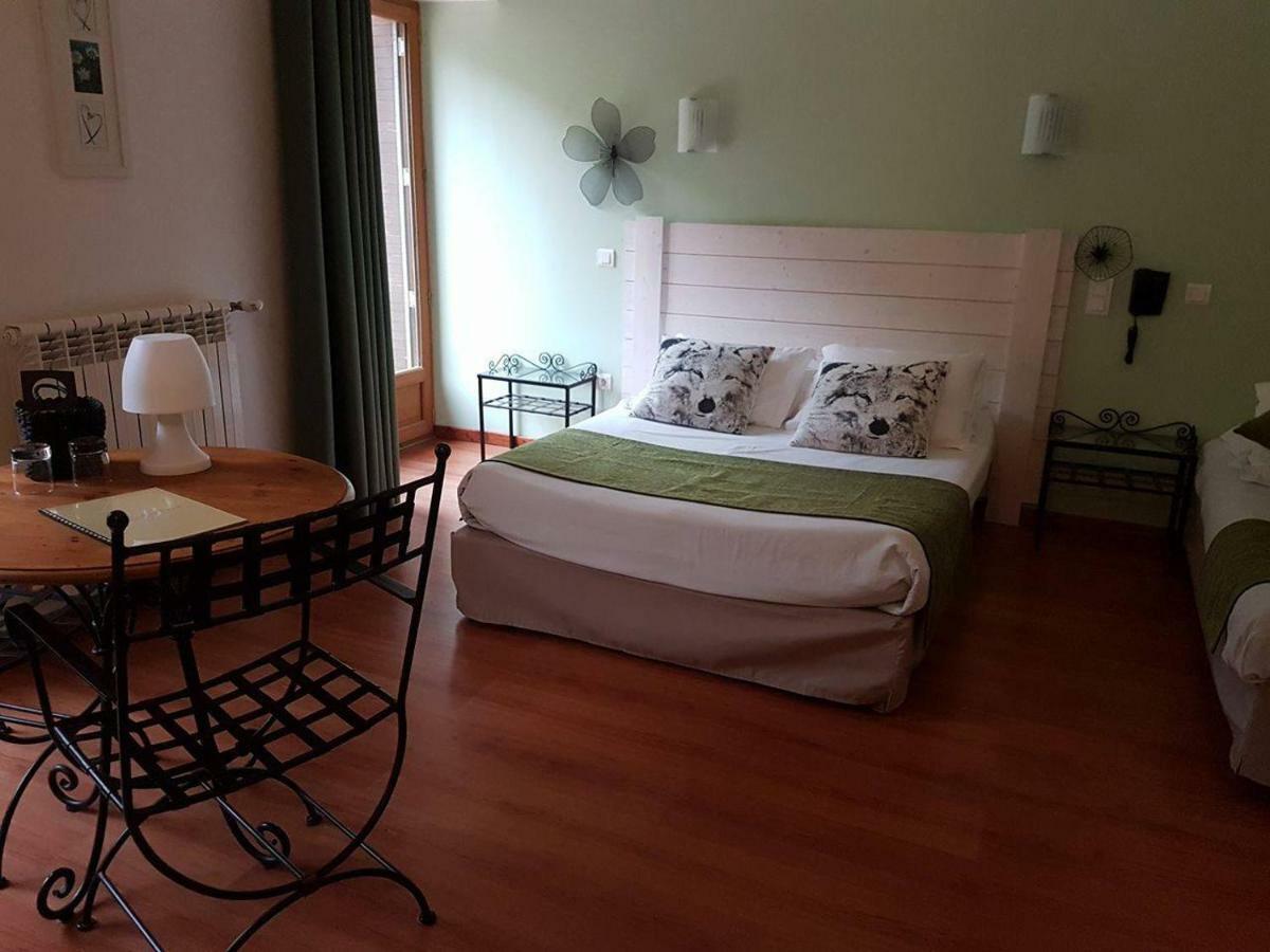 Hotel Le Mont Barral Creyers ภายนอก รูปภาพ
