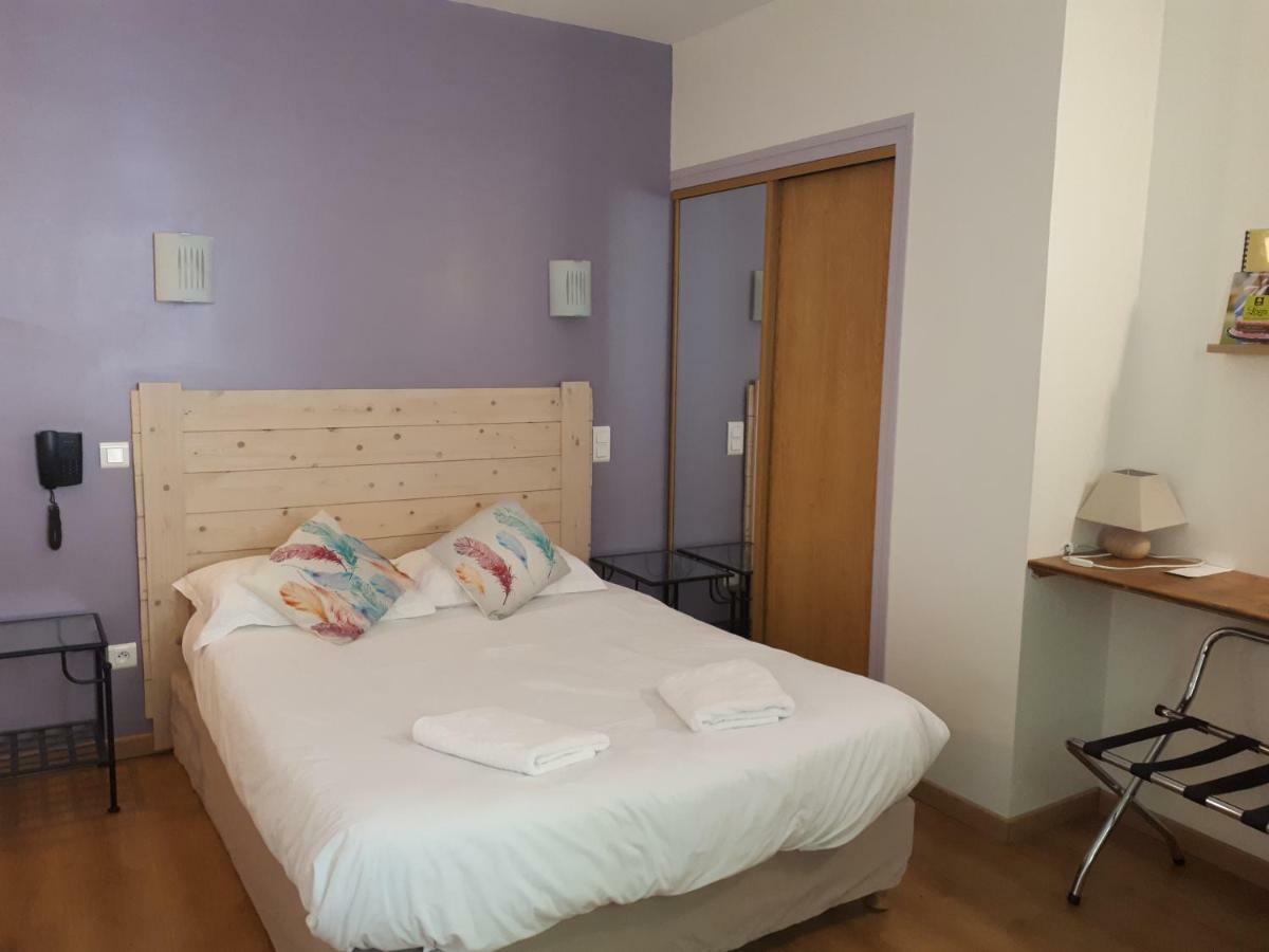 Hotel Le Mont Barral Creyers ภายนอก รูปภาพ